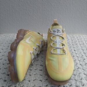 Nike Air VaporMax 'Luminous Green' women size 11